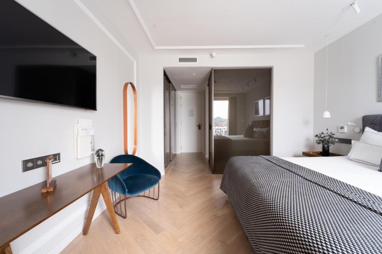 Lasala Plaza - Adults Only 4*