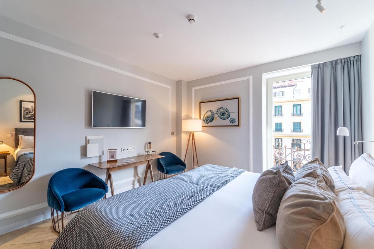 Lasala Plaza 4*